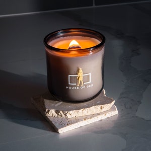 10 oz Glass Jar Candle | 100% Recycled Glass Jar | Coconut Soy Wax Candle | Wood Wick | Clean Burning | All-Natural | Non-Toxic